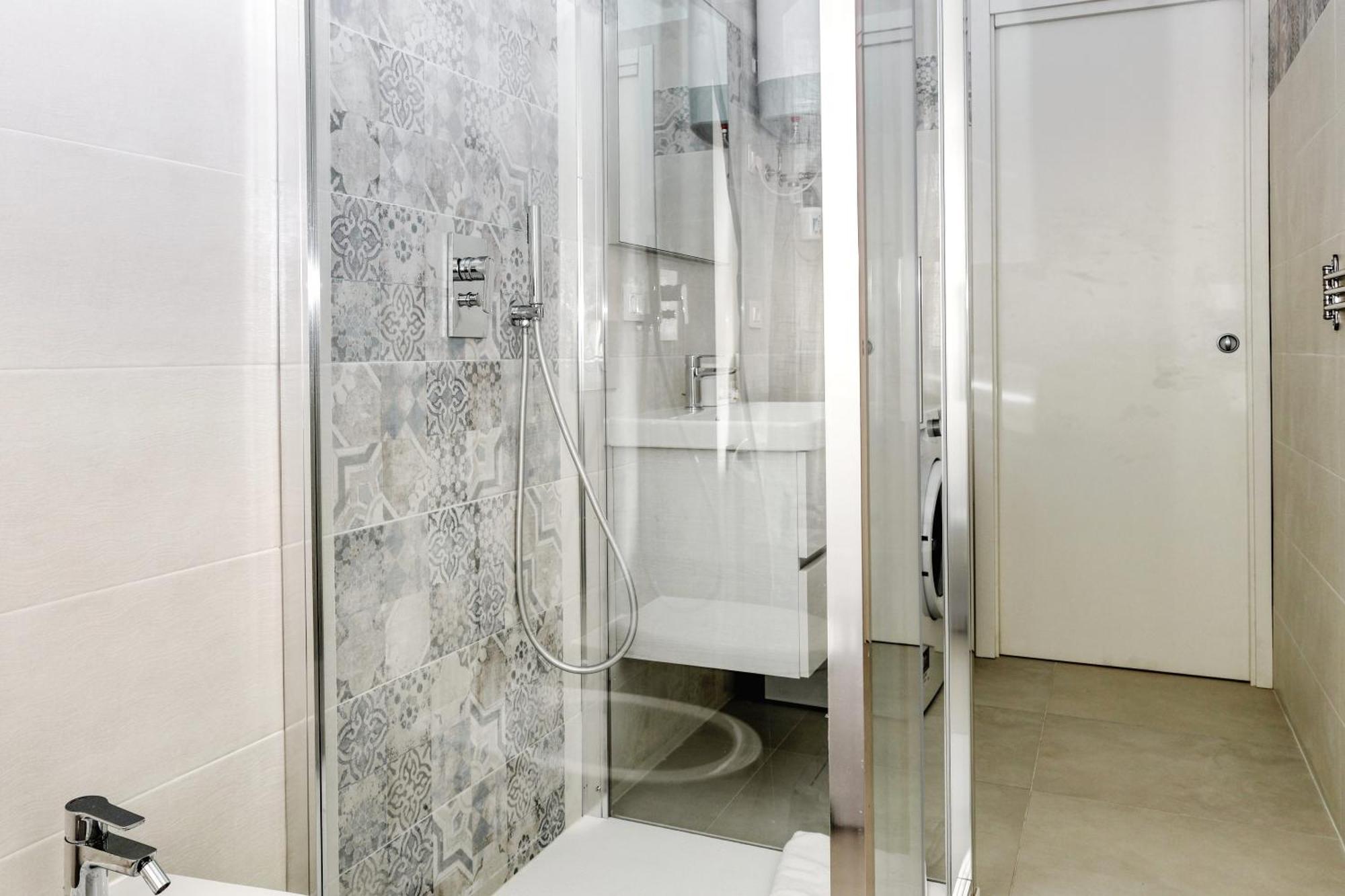 Joivy Charming 2br Flat Near Citylife Appartement *